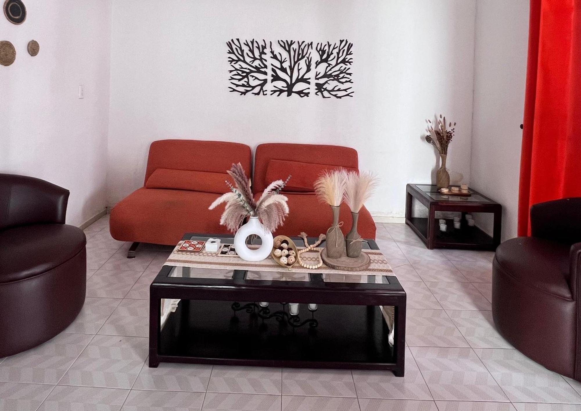 Casa Leonor. 2 Cuartos, 2 Banos, Cocina, Cochera. Вальядолид Экстерьер фото
